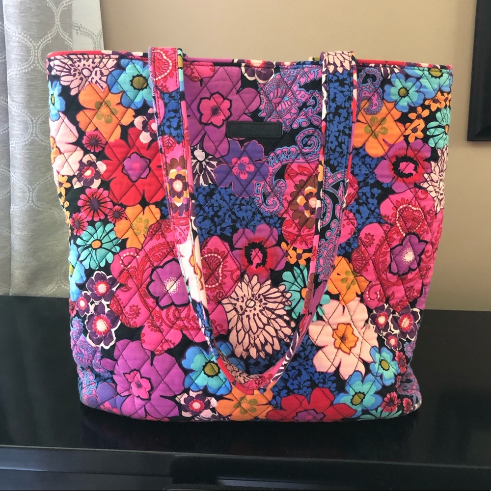 Vera Bradley Summer Bag